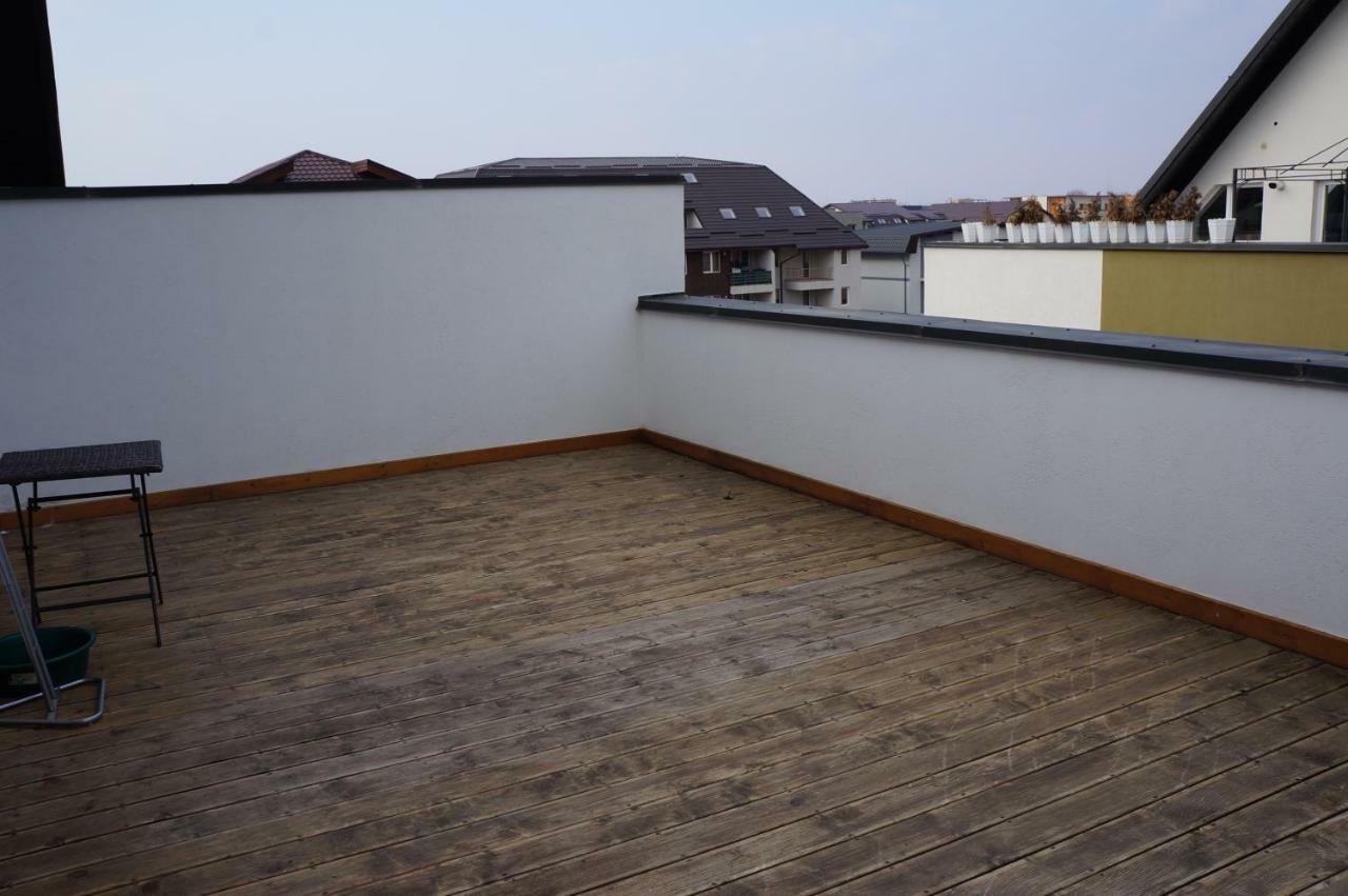 Leisure Apartmens Brasov Apartment Екстериор снимка