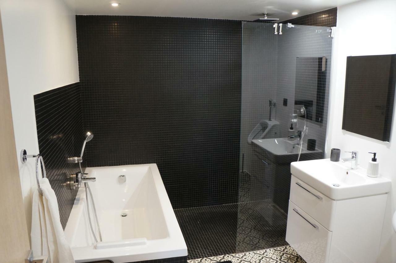 Leisure Apartmens Brasov Apartment Екстериор снимка