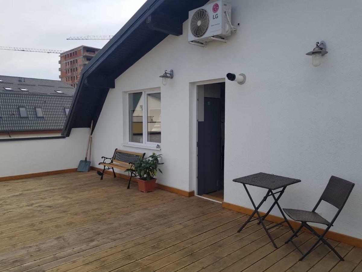 Leisure Apartmens Brasov Apartment Екстериор снимка